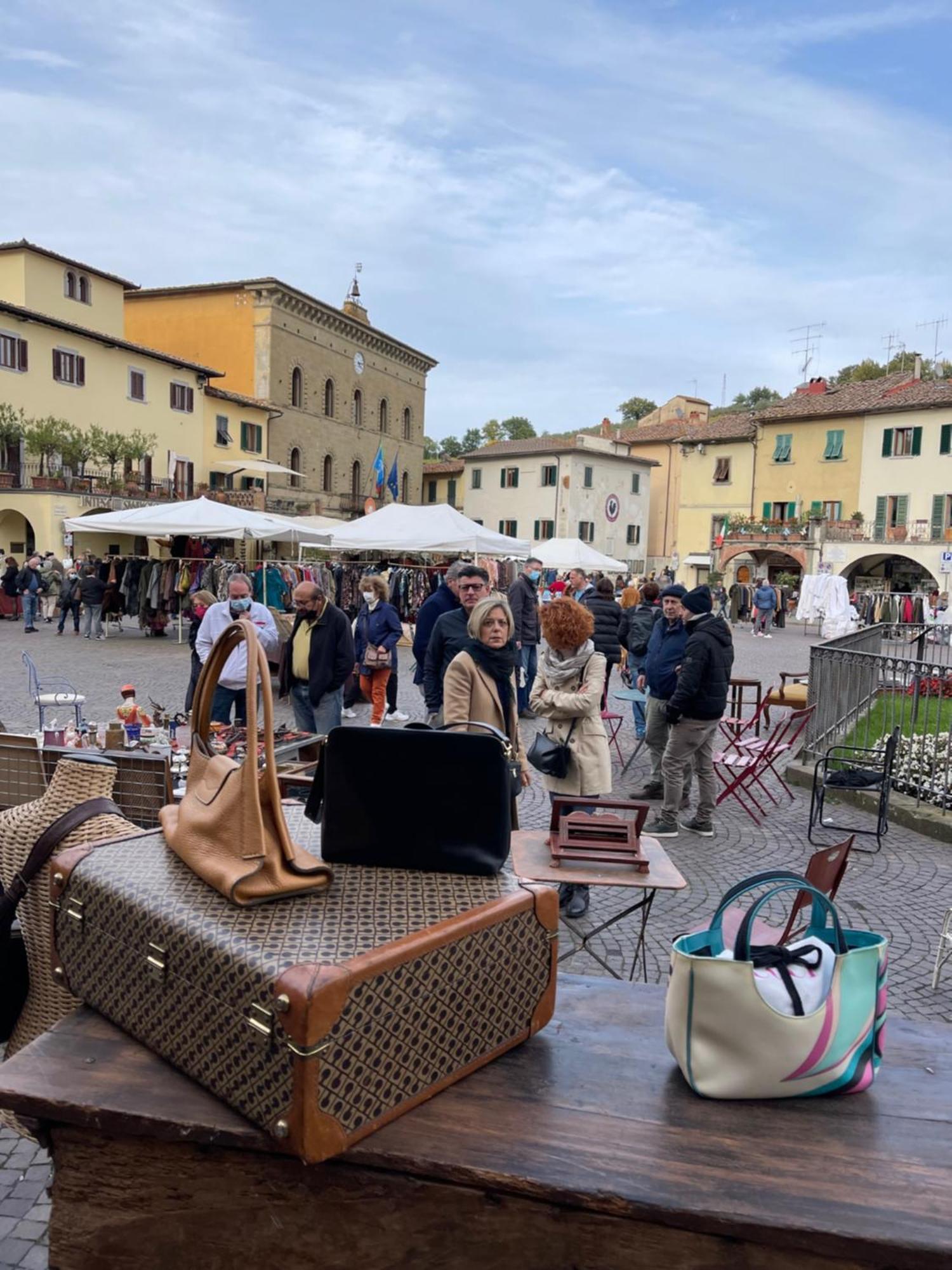 Casa Le Rondini Toscana Bucine Bagian luar foto